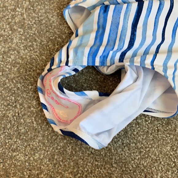 Lilly Pulitzer Swimsuit 6 - Picture 3 of 3